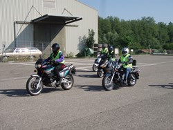 Bild von 2023.07.06  Motorrad obligatorische Grundkurse Juni Teil 3 (4h) Winterthur für alle Motorrad und Roller Kategorien 